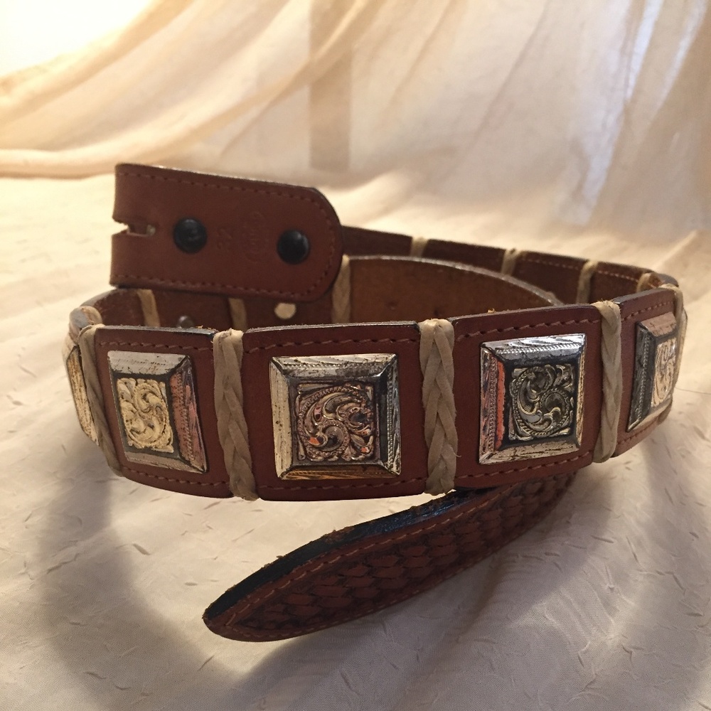 Nocona Leather tooled Western Belt 27" to 33"